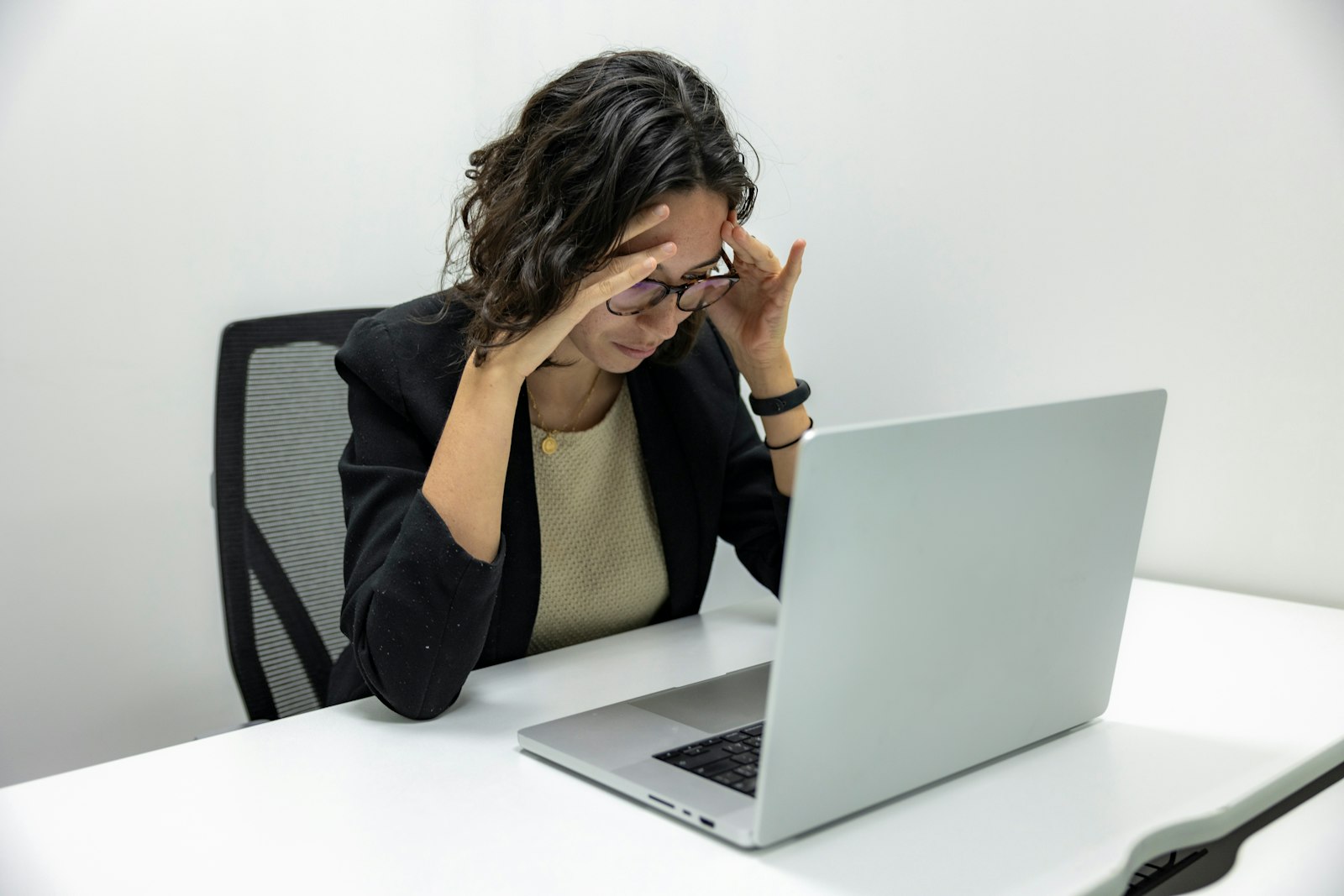 Local visibility management overwhelmed challenge - Warsi Digital Finance